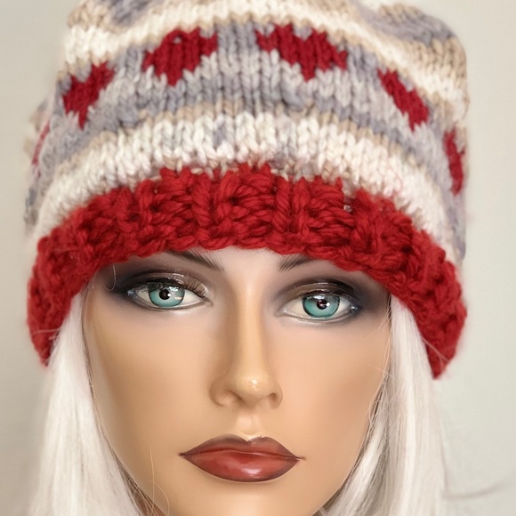Hand Knits 2 Love Beanie Hat Cap Hearts Designer - Picture 4 of 13